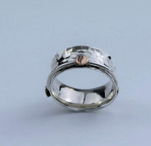 Load image into Gallery viewer, Aphrodite Love Spinning Ring - Silvary 
