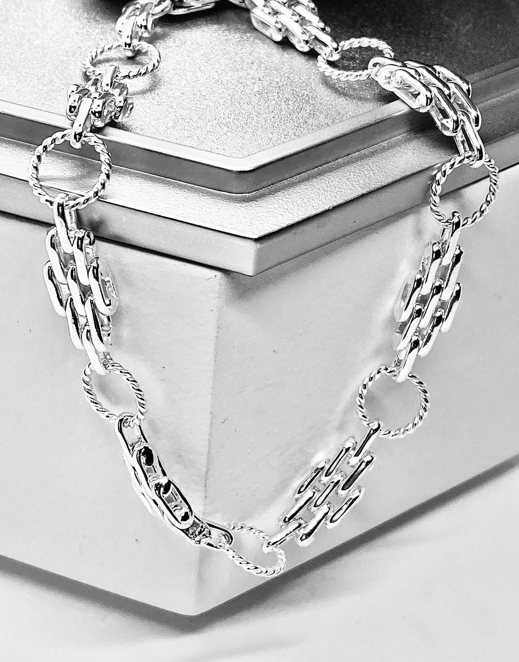 HANDCRAFTED STERLING SILVER BRICK AND CIRCLE LINK BRACELET -
